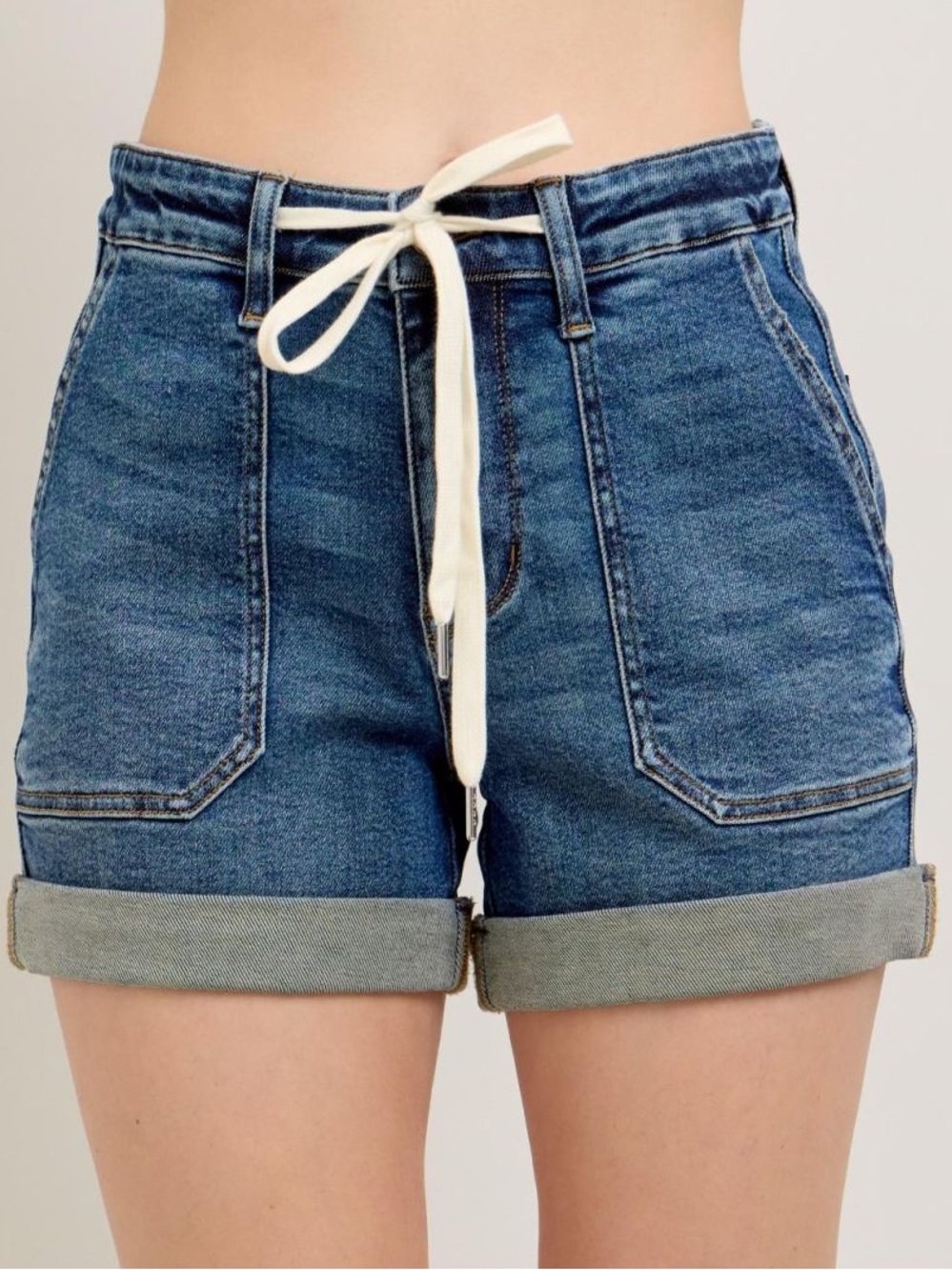 🩵Hello Gorgeous! Judy Blue High Rise Cuff Denim Shorts - Dark Wash (Large Only)